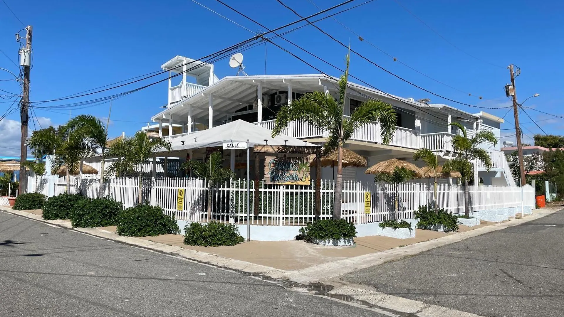 Apartment Cabanas Playa Santa/ Apto. A/ Swimming Pool/ Pool Table/ Wifi/ 3 Min Beaches Guanica